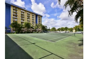 4550 NW 9th St APT E618, Miami, FL 33126, Sold 07/20/18
