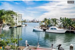 16533 NE 26th Pl, North Miami Beach, FL 33160, Sold 10/15/18