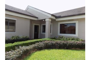 8038 NW 187th Terrace, Hialeah, FL 33015, Sold 09/21/18