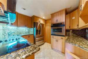 5555 Collins Ave #8w, Miami, FL 33140, Sold 08/22/18