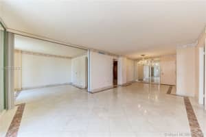 5555 Collins Ave #8w, Miami, FL 33140, Sold 08/22/18