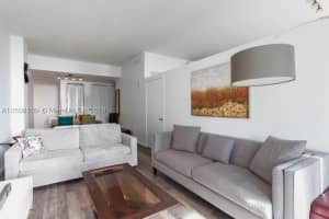 2200 NE 4th Ave, Miami, FL 33137, Sold 10/25/18