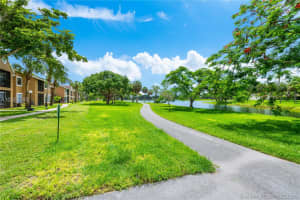 15599 SW 106th Ln, Miami, FL 33196, Sold 09/13/18