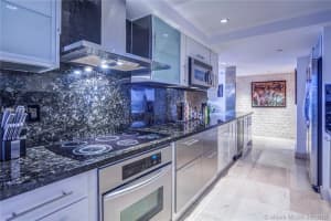 20815 NE 37th Ct, Miami, FL 33180, Sold 11/30/18