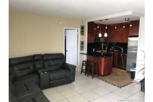 1050 SE 15th St, Fort Lauderdale, FL 33316, Sold 12/26/18