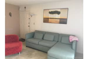 7180 NW 179th St, Hialeah, FL 33015, Sold 08/20/18
