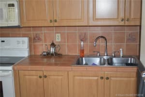 8875 Fontainebleau Blvd, Miami, FL 33172, Sold 10/01/18