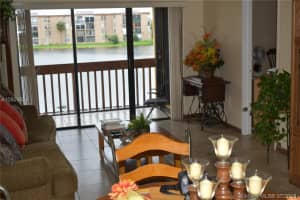 8875 Fontainebleau Blvd, Miami, FL 33172, Sold 10/01/18