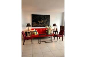 401 69th St, Miami, FL 33141, Sold 08/20/18