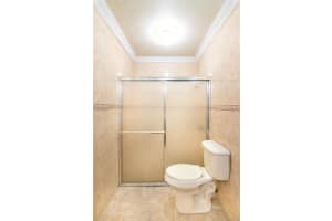 6708 NW 191st Terrace, Hialeah, FL 33015, Sold 09/26/18