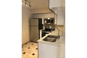 15489 Miami Lakeway N, Hialeah, FL 33014, Sold 09/06/18