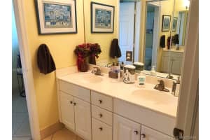 271 SW 203rd Ave, Pembroke Pines, FL 33029, Sold 10/16/18