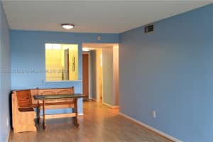 4121 Stirling Rd, Davie, FL 33314, Sold 08/28/18