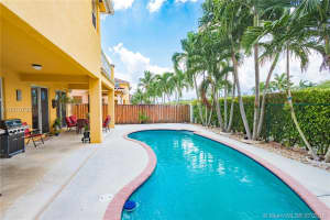 16461 SW 64th Terrace, Miami, FL 33193, Sold 10/05/18