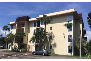 11905 NE 2nd Ave c405, North Miami, FL 33161, Sold 09/18/18