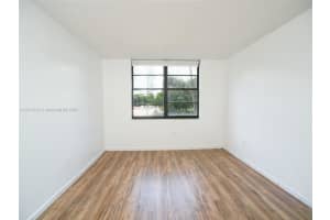 2851 NE 183rd St #112e, Aventura, FL 33160, Sold 05/16/22