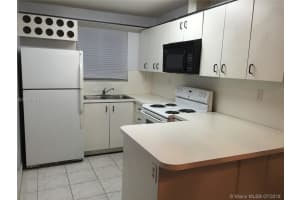8172 NW 10th St, Miami, FL 33126, Sold 09/14/18
