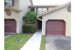 9043 Vineyard Lake Dr, Plantation, FL 33324, Sold 11/27/18
