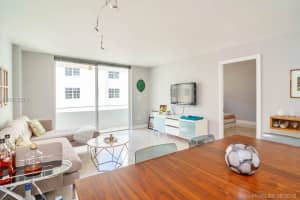 465 Ocean Dr, Miami Beach, FL 33139, Sold 02/15/19