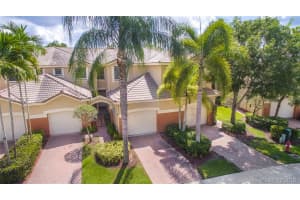 4304 Vineyard Cir, Weston, FL 33332, Sold 11/07/18