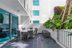 110 Washington Ave, Miami Beach, FL 33139, Sold 05/21/19