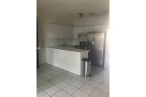 16615 NW 70th Ave, Hialeah, FL 33014, Sold 05/21/19