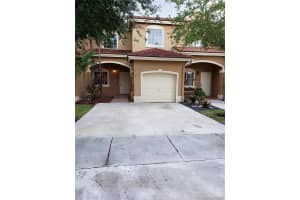 910 SW 148th Pl, Miami, FL 33194, Sold 09/26/18