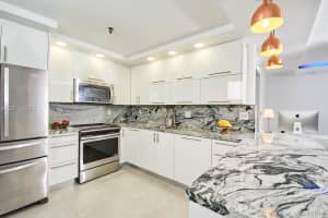 671 NE 195th St #106e, Miami, FL 33179, Sold 09/14/18