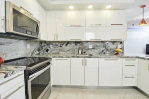 671 NE 195th St #106e, Miami, FL 33179, Sold 09/14/18