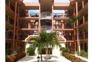 5560 W 21st Ct, Hialeah, FL 33016, Sold 10/12/18