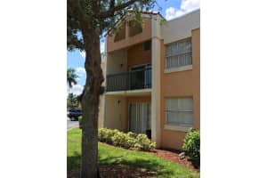 6288 NW 186th St, Hialeah, FL 33015, Sold 10/09/18