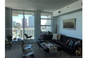 315 NE 3rd Ave, Fort Lauderdale, FL 33301, Sold 03/17/20