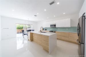 14774 SW 9th Ln, Miami, FL 33194, Sold 09/25/18
