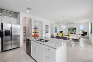 2941 SE 3rd St, Homestead, FL 33033, Sold 05/28/19