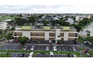 8850 Fontainebleau Blvd, Miami, FL 33172, Sold 09/17/18