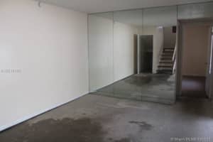 9715 NW 5th Terrace, Miami, FL 33172, Sold 01/29/19