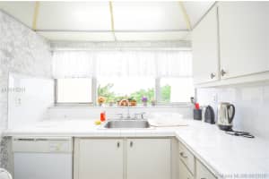 952 NE 199th St #4l, Miami, FL 33179, Sold 10/24/18