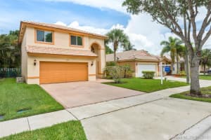 2013 NW 208th Terrace, Pembroke Pines, FL 33029, Sold 11/20/18