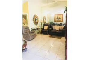 8435 NW 189th Ln, Hialeah, FL 33015, Sold 09/13/18