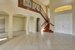 7952 NW 161st Terrace, Hialeah, FL 33016, Sold 11/26/18