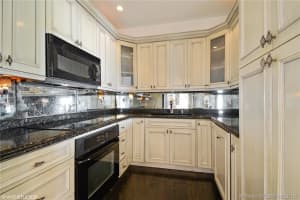 5415 Collins Ave PH-E, Miami Beach, FL 33140, Sold 02/26/19
