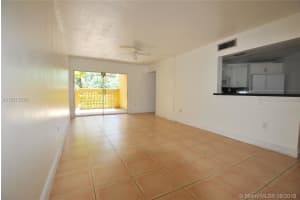 9741 Fontainebleau Blvd H104, Miami, FL 33172, Sold 09/07/18