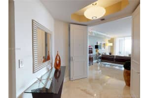 741 Crandon Blvd PH 4, Key Biscayne, FL 33149, Sold 04/03/19