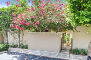 8070 SW 86th Terrace, Miami, FL 33143, Sold 09/27/18