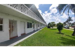 15 NW 204th St, Miami, FL 33169, Sold 10/17/18
