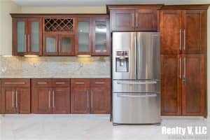 1262 Grant Ct, Hollywood, FL 33019, Sold 03/28/19