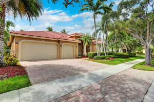 358 Mallard Rd, Weston, FL 33327, Sold 01/25/19