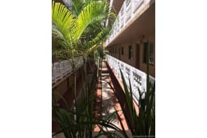 17000 NW 67th Ave, Hialeah, FL 33015, Sold 09/21/18