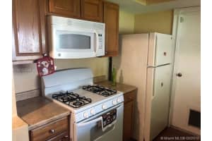 6801 NW 29th Ct, Sunrise, FL 33313, Sold 10/04/18