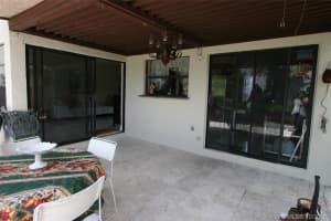 453 NW 98th Ct, Miami, FL 33172, Sold 01/04/19